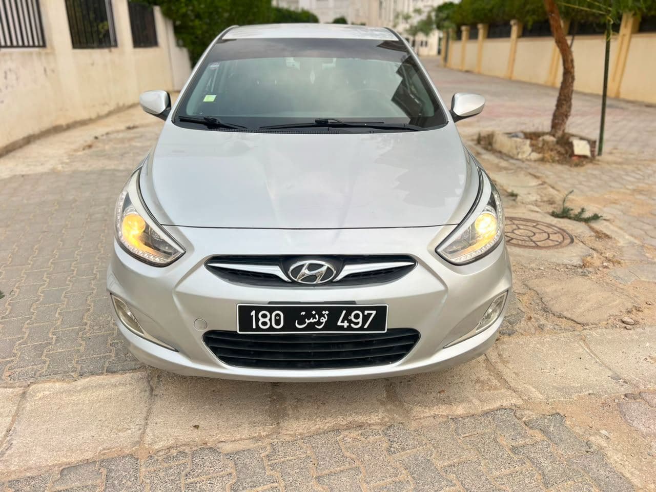 Hyundai accent