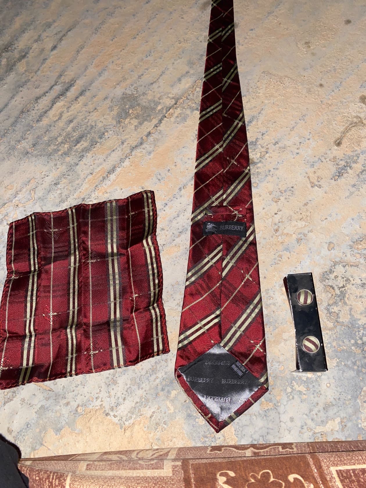 Cravate، Necktie