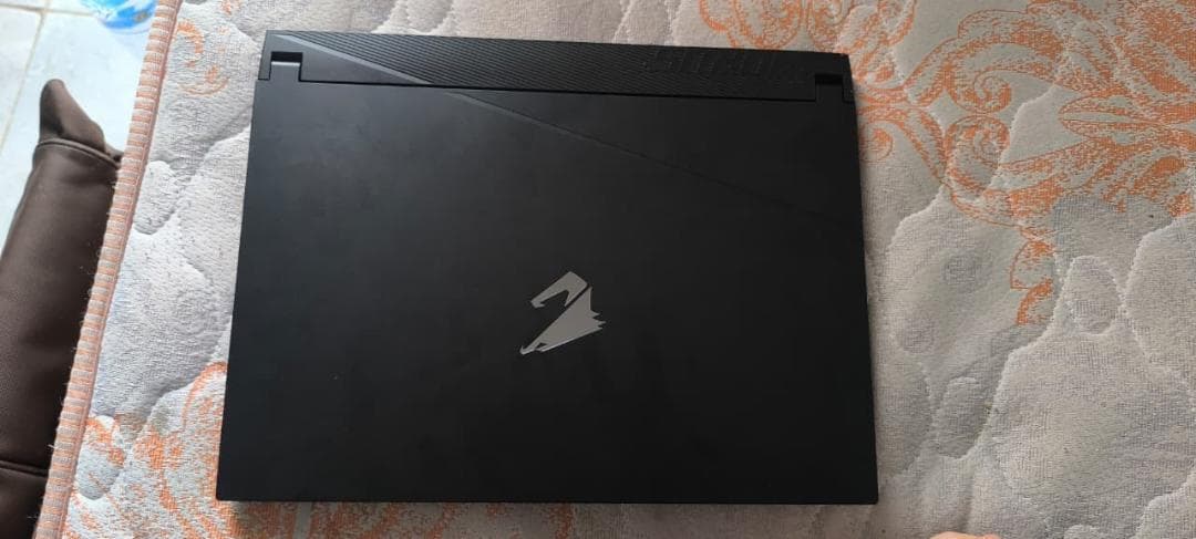 PC portable gaming à vendre (Gigabyte Aorus 15 BSF)