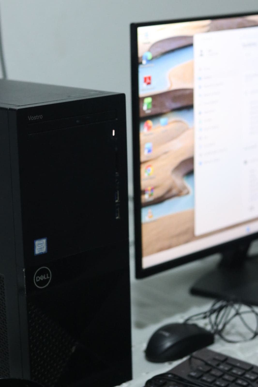 PC Dell Vostro 3671 i7 9e Génération avec écran 27 pouces
