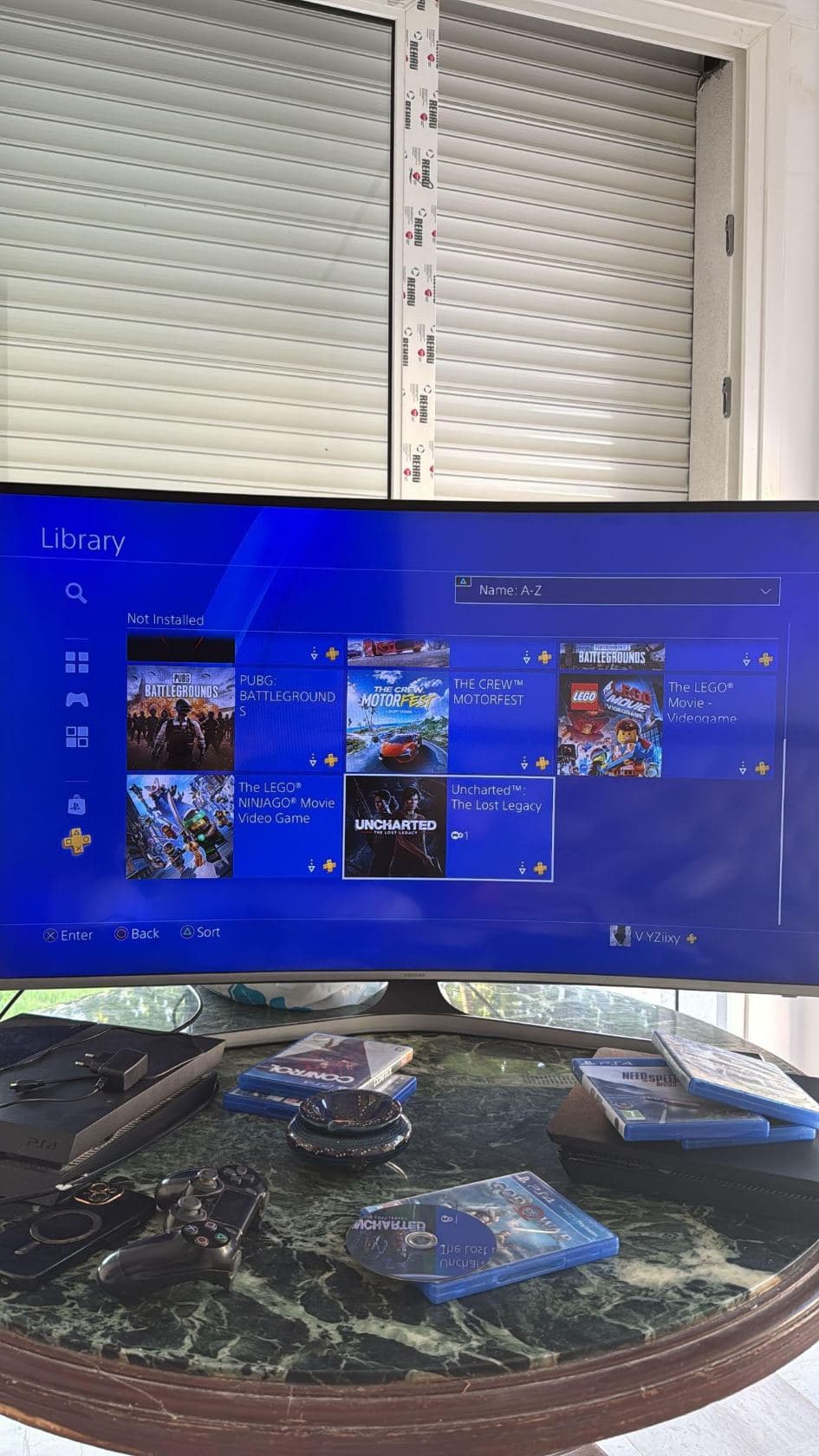 Ps4 slim
