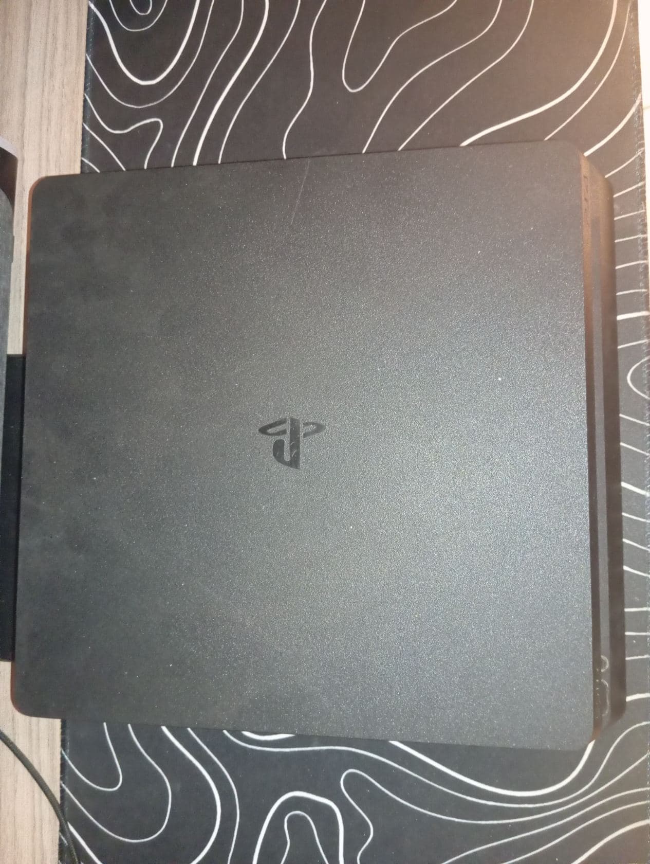 Playstation 4 slim