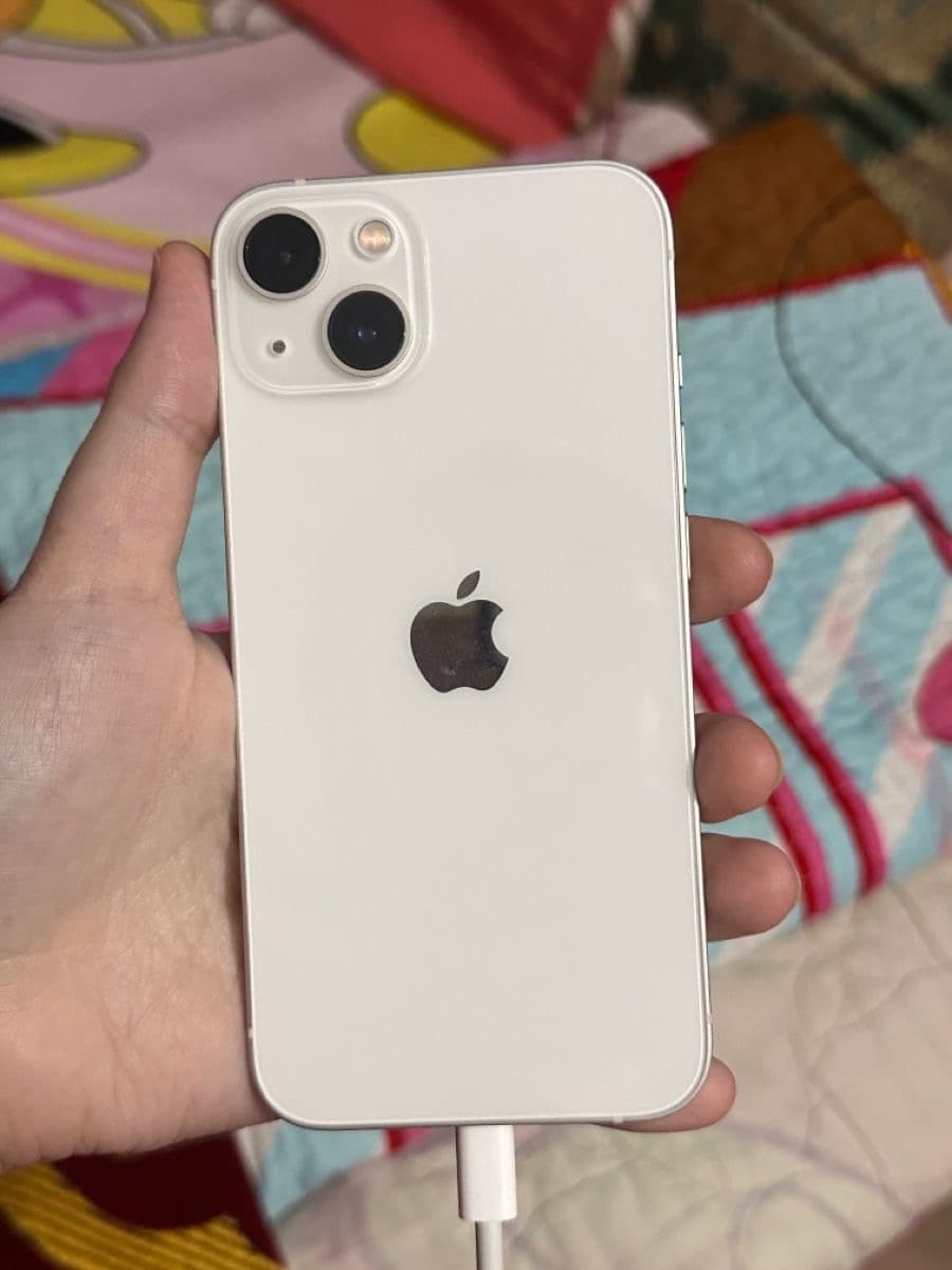 iPhone 13
