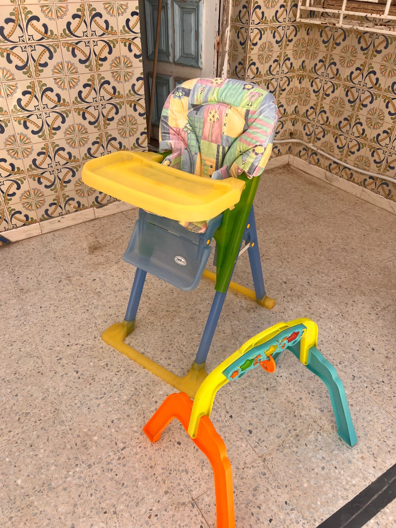 chaise haute pour bébé
