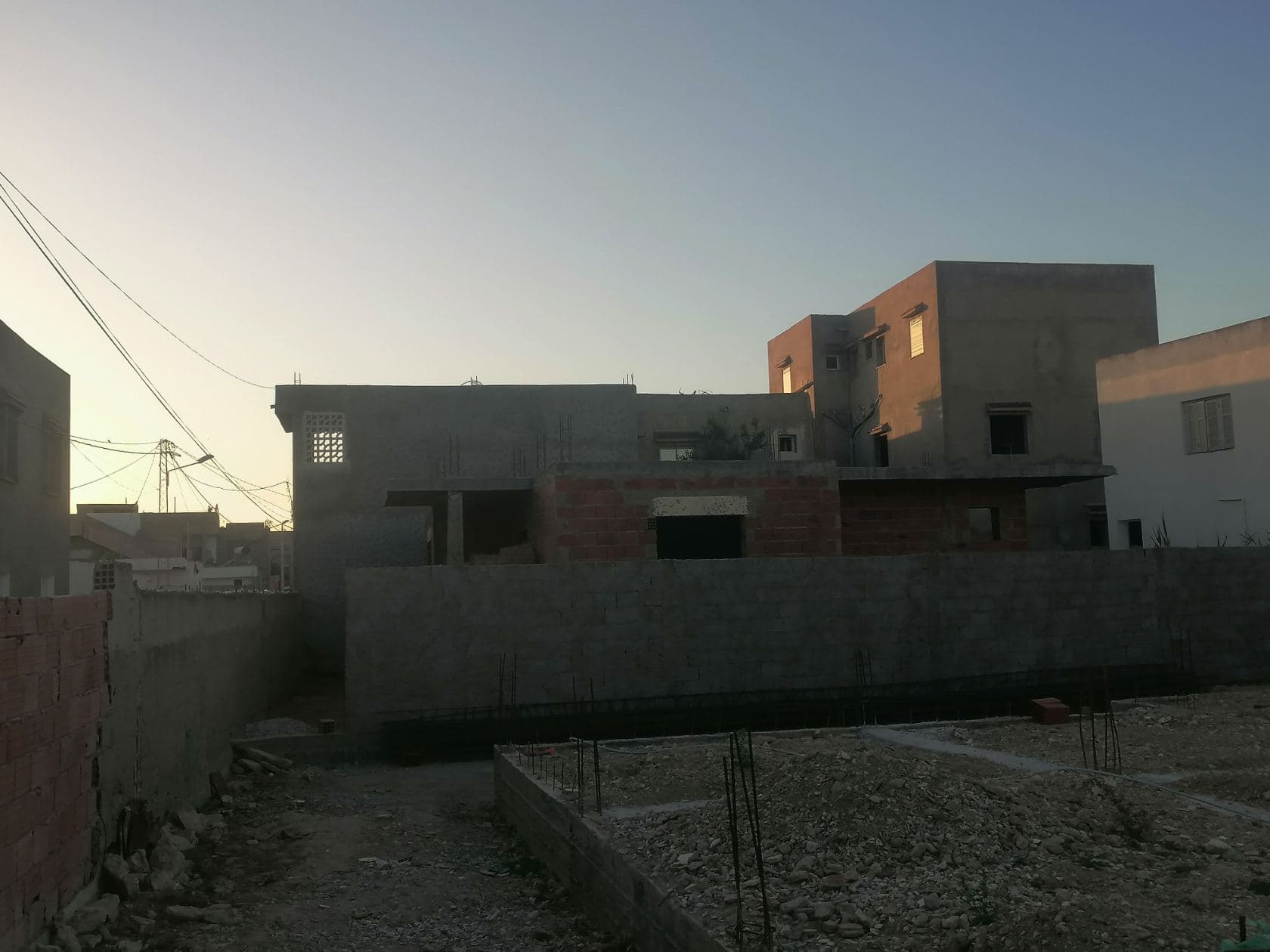 منزل طابق أول أثناء البناء