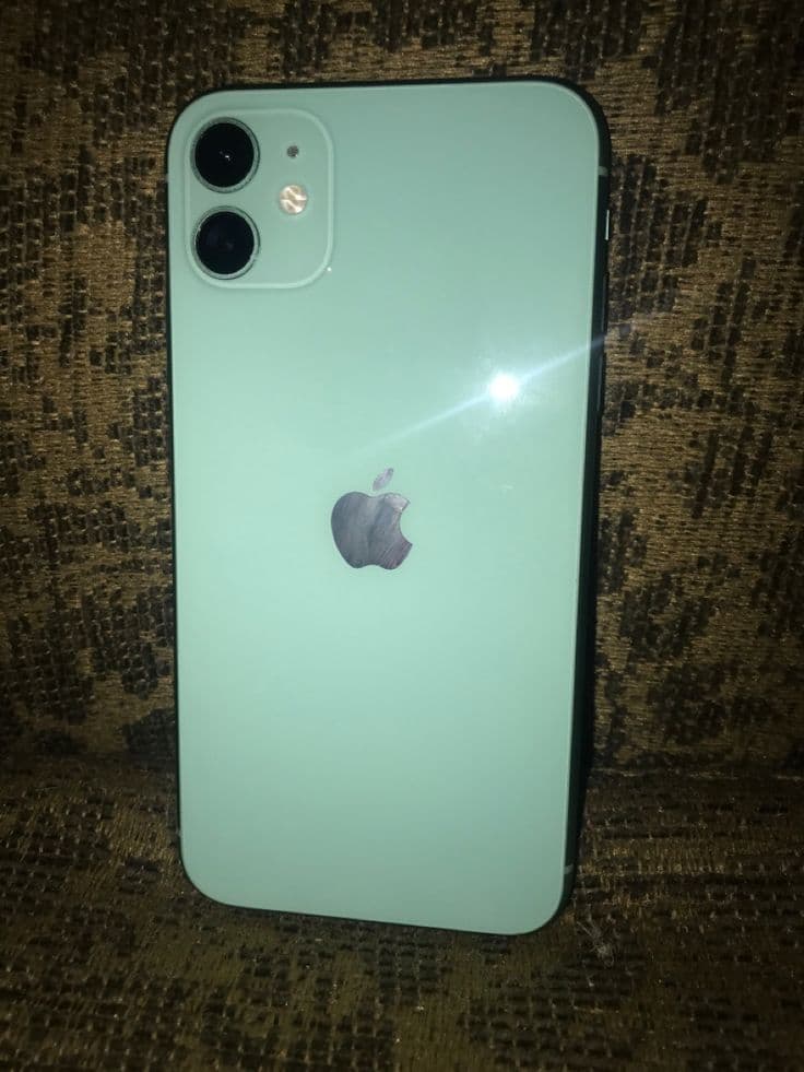 iPhone 11